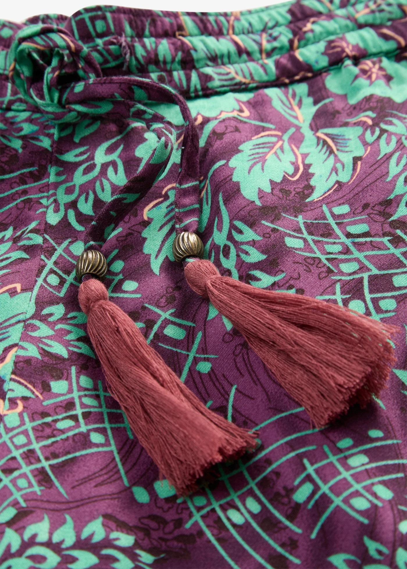 Pantalon palazzo en viscose fluide • prune/vert sauge floral • Boutique bonprix