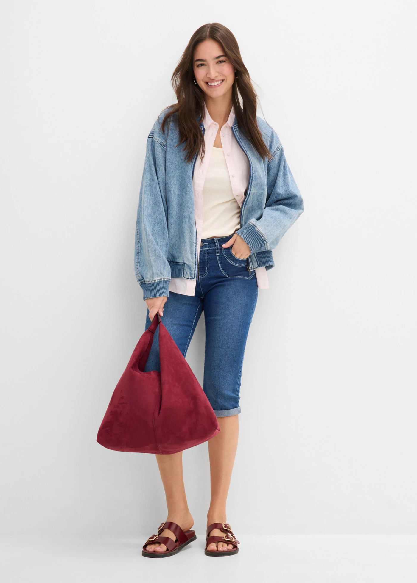 Blugi straight Mid Waist, cropped • albastru uzat • magazin bonprix