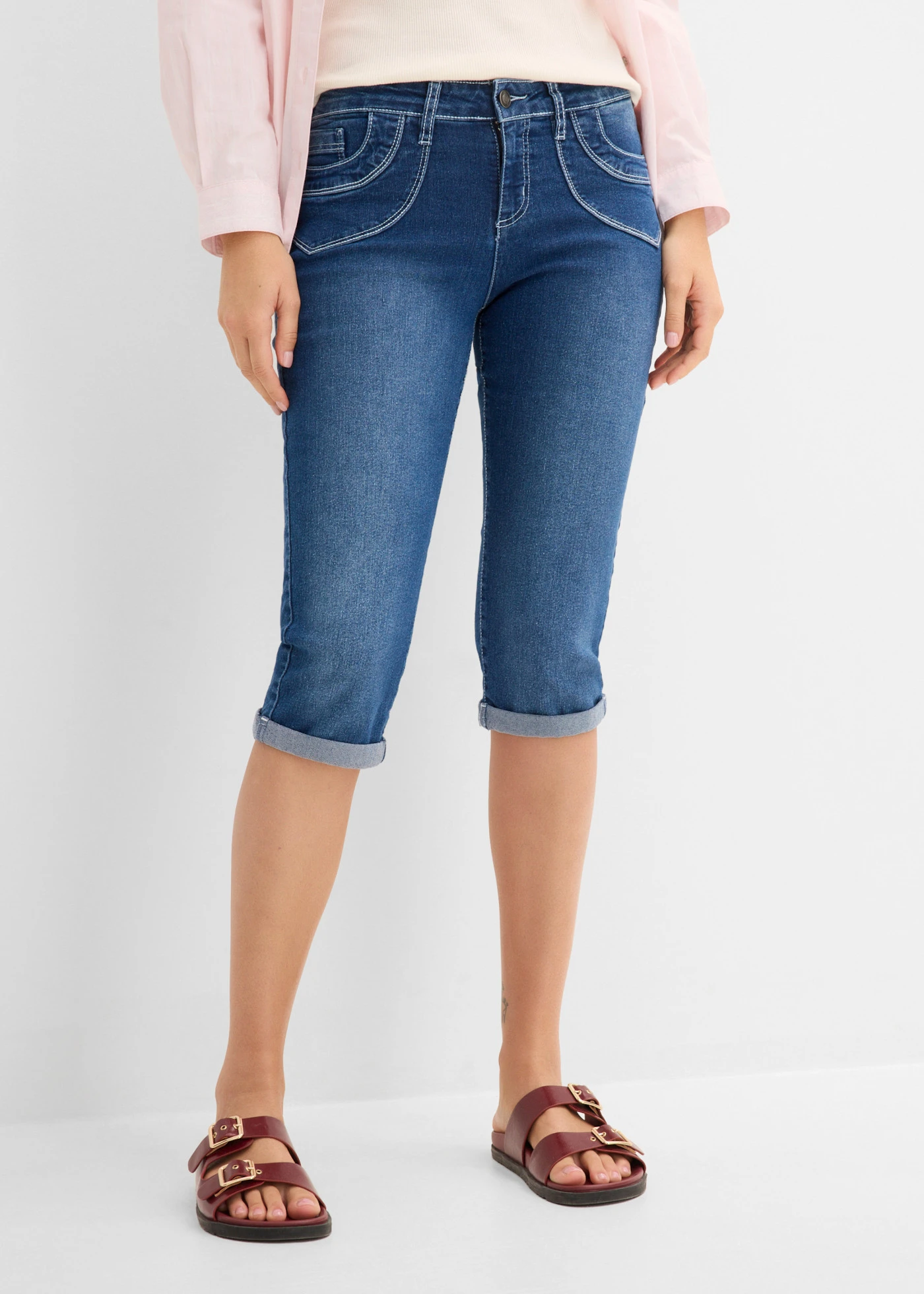 Blugi straight Mid Waist, cropped • albastru uzat • magazin bonprix