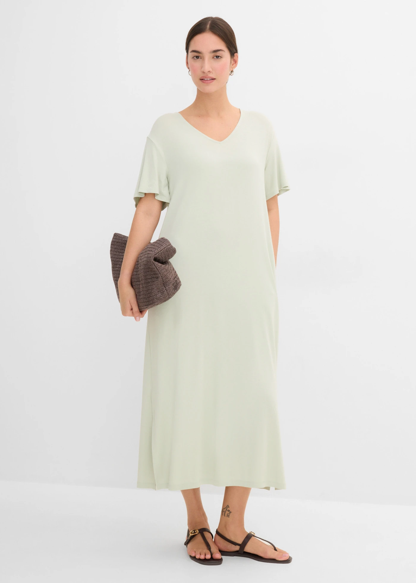 Jersey jurk in een viscosemix • kiezelgroen • bonprix online shop