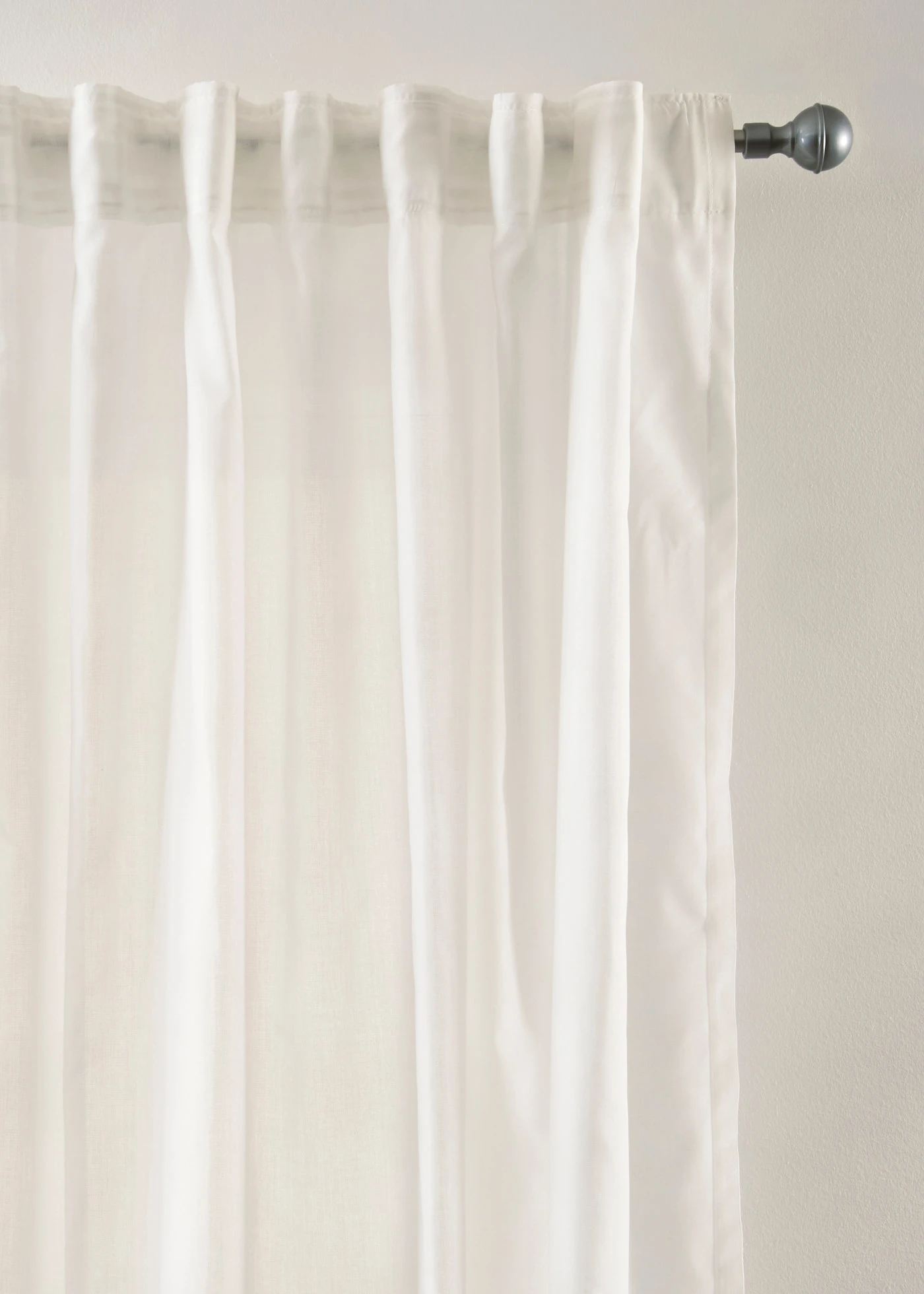 Gordijn van lichte voile met onzichtbare lussen (1 stuk) • wit • bonprix online shop