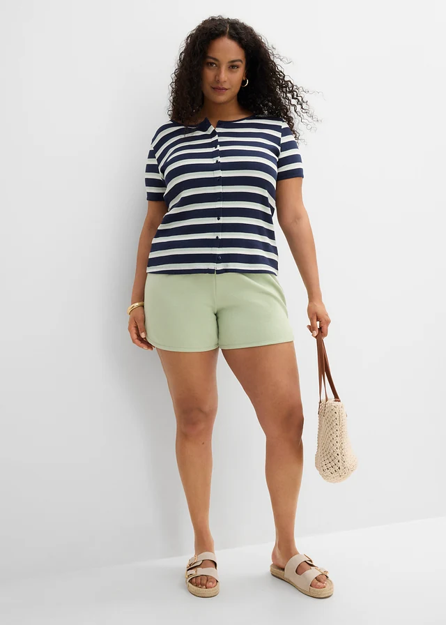 Sweatshort met afgeronde onderrand, Kleur: lichtgroen