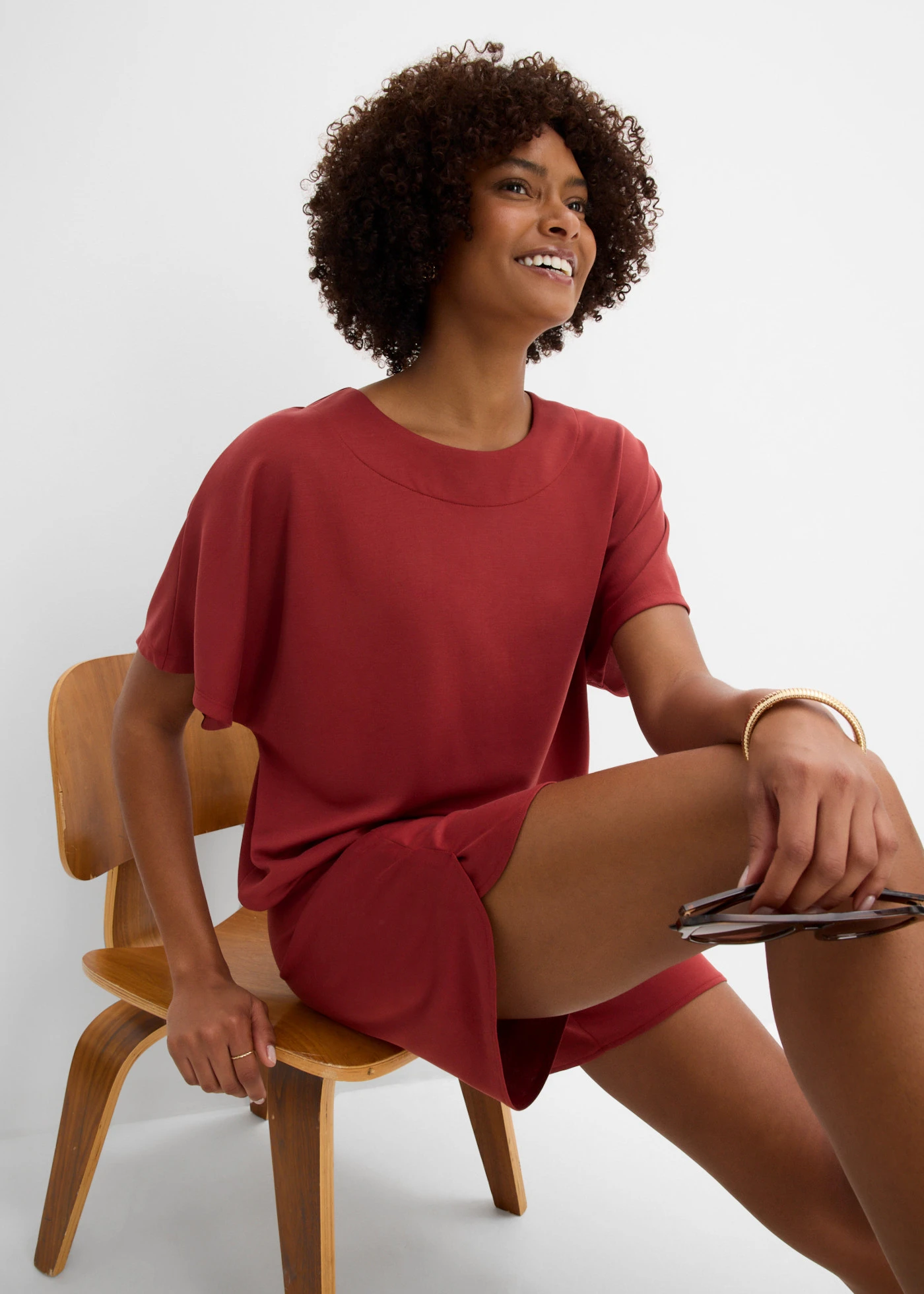 Oversized shirt in een viscosemix • woestijnrood • product-page.page-title-suffix