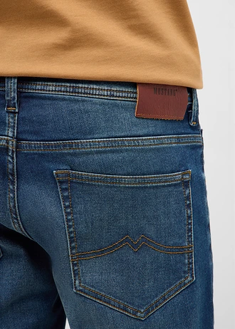 Strečové bermudy Mustang Chicago, Slim Fit, barva: modrý denim