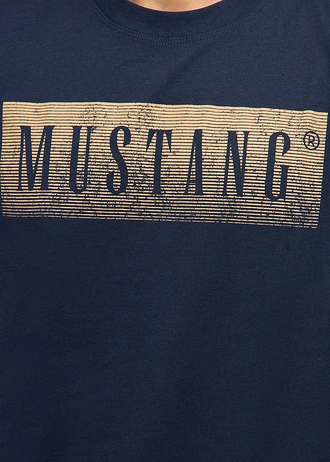 T-shirt Mustang Austin z czystej bawełny organicznej, kolor: ciemnoniebieski z nadrukiem