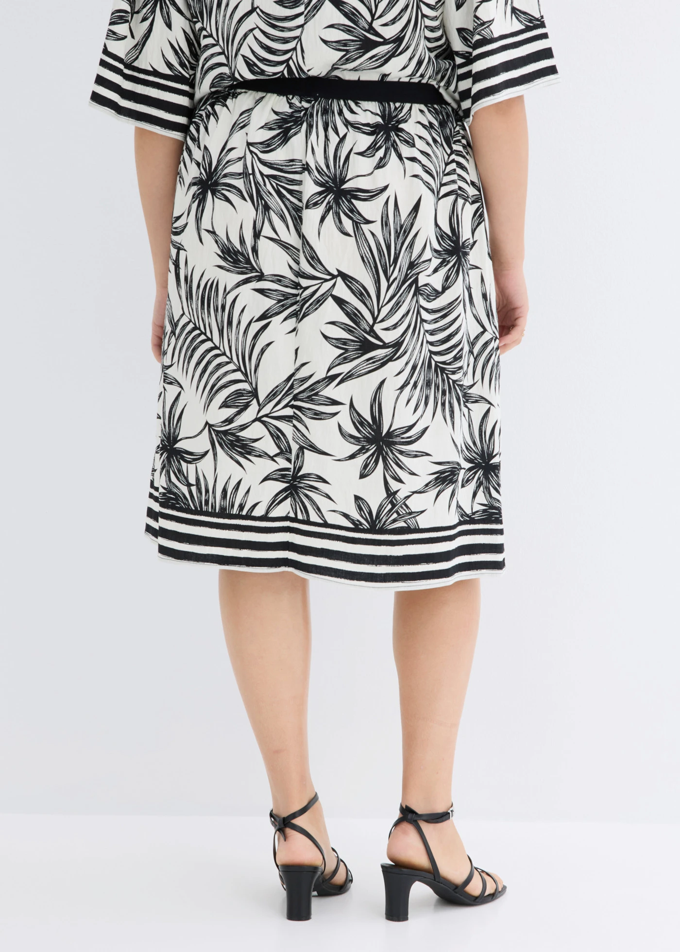 Szoknya komfort derékpánttal • fekete/fehér mintás plus size • bonprix áruház