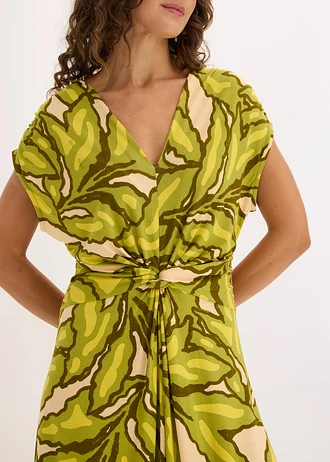 Robe douce en jersey viscose • vert floral • Boutique bonprix