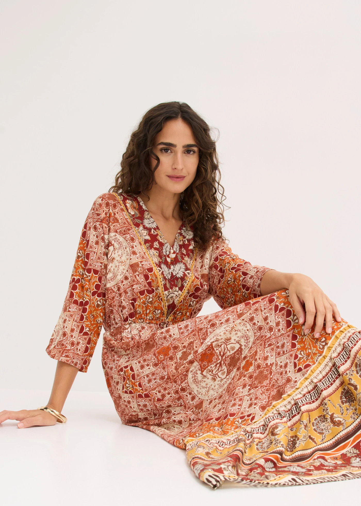 Gedessineerde maxi jurk van soepele viscose • bruin gedessineerd • product-page.page-title-suffix