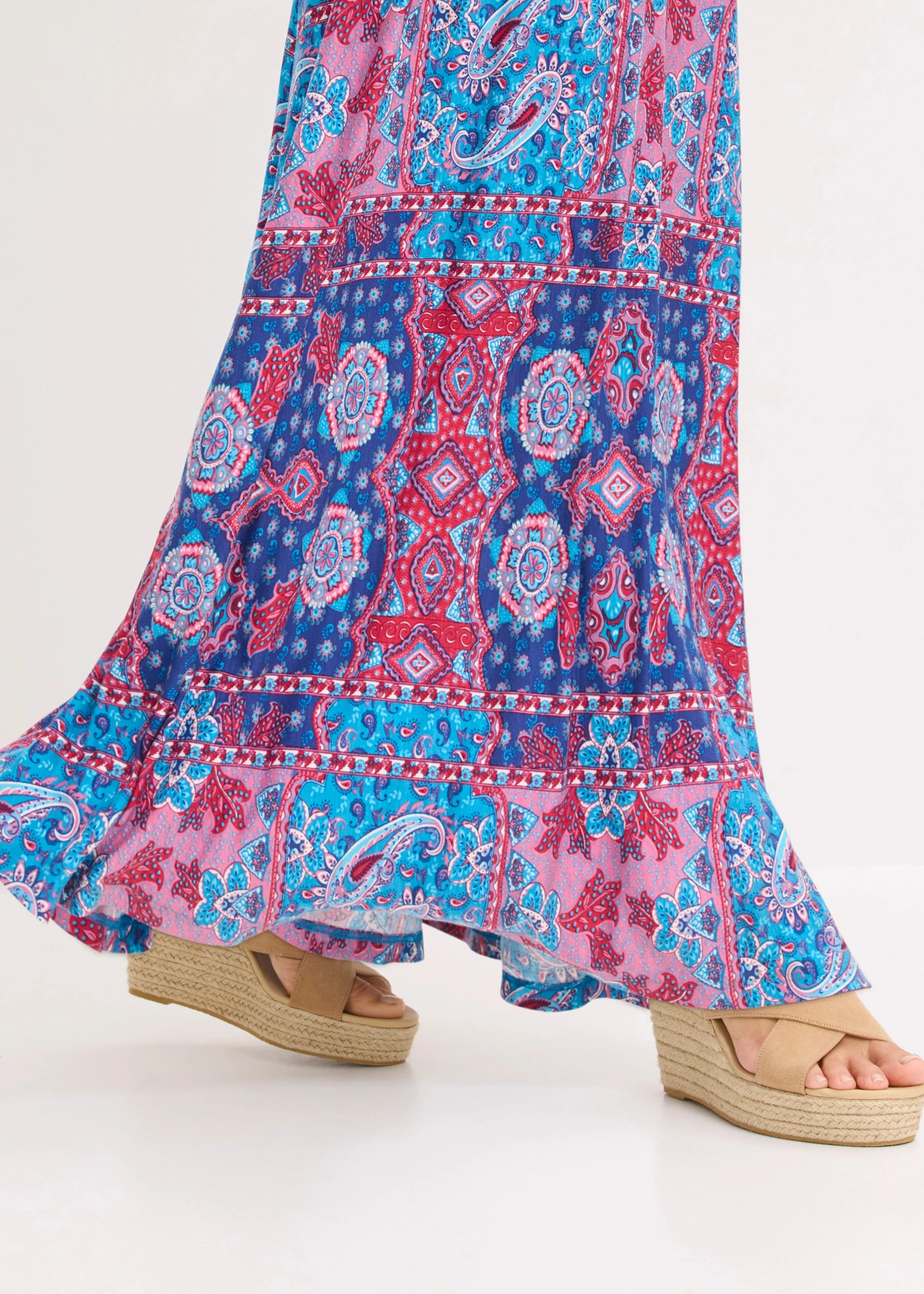 Jersey jurk in een zachte viscosemix • blauw met print • bonprix online shop