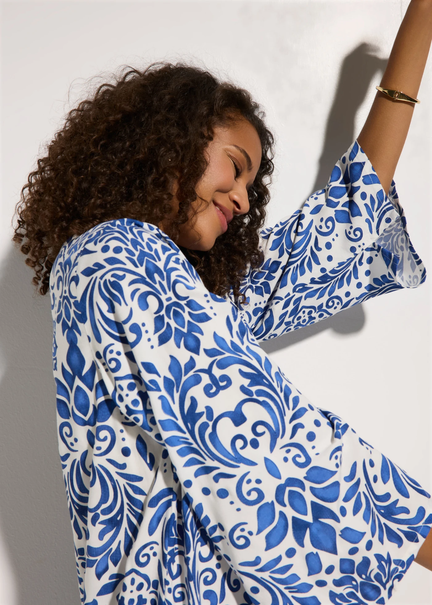 Strandjurk van soepele viscose • wit-santoriniblauw • product-page.page-title-suffix