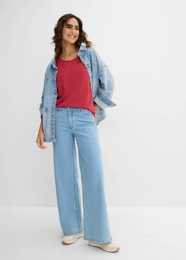 Top met kant, Kleur: kersenrood