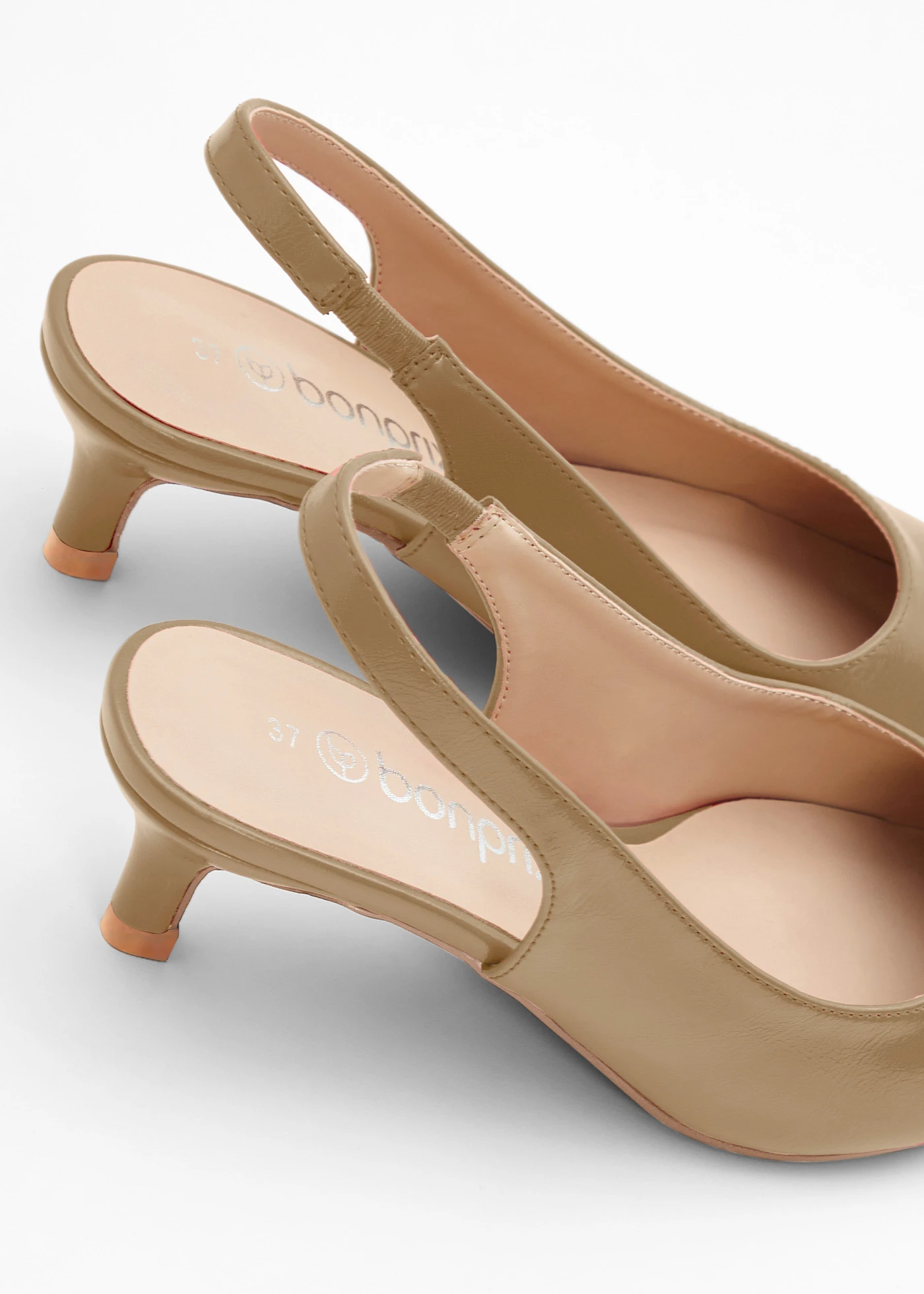 Escarpins slingback à petit talon fin • camel mat • Boutique bonprix
