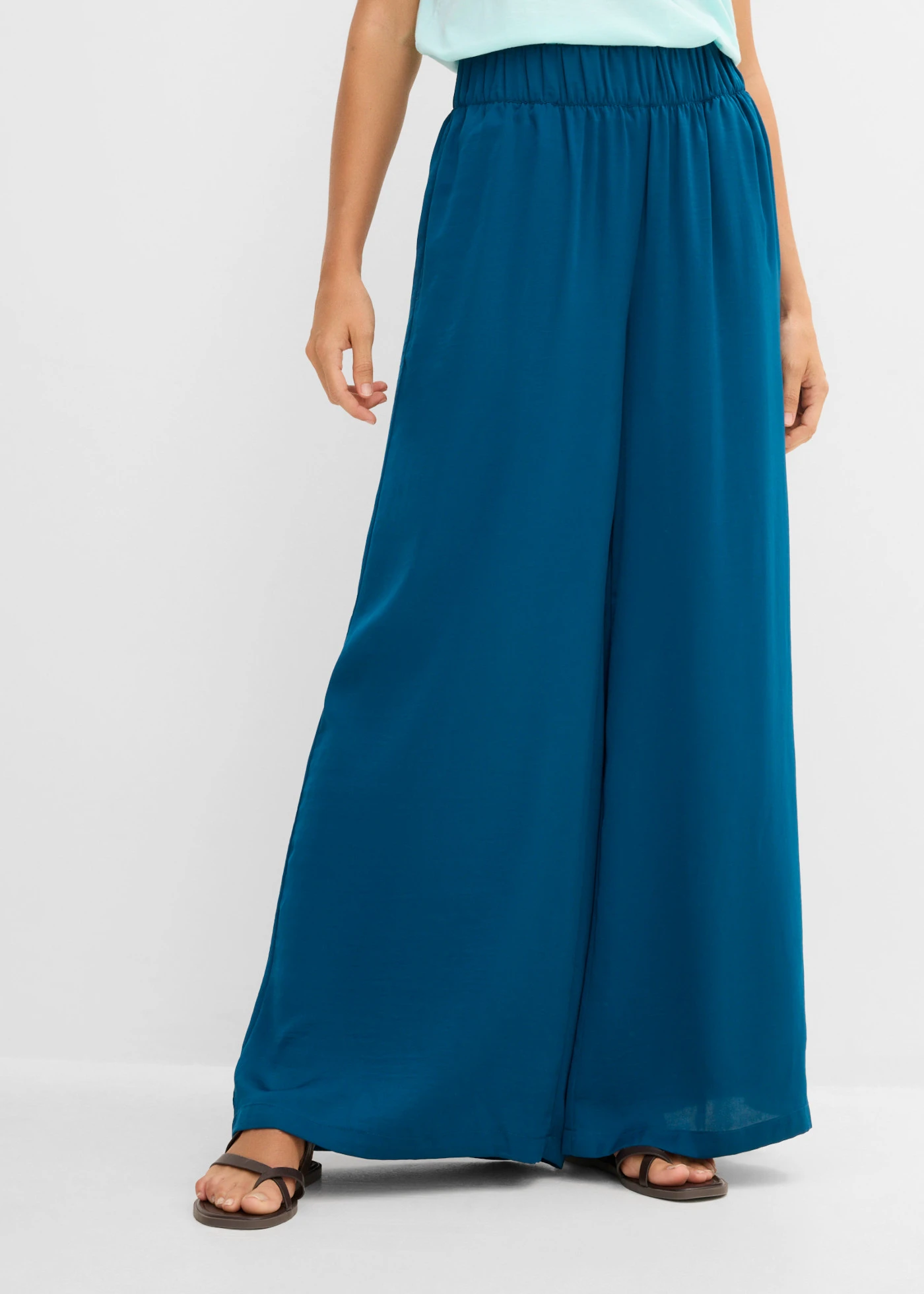 Pantaloni palazzo • albastru-petrol • magazin bonprix