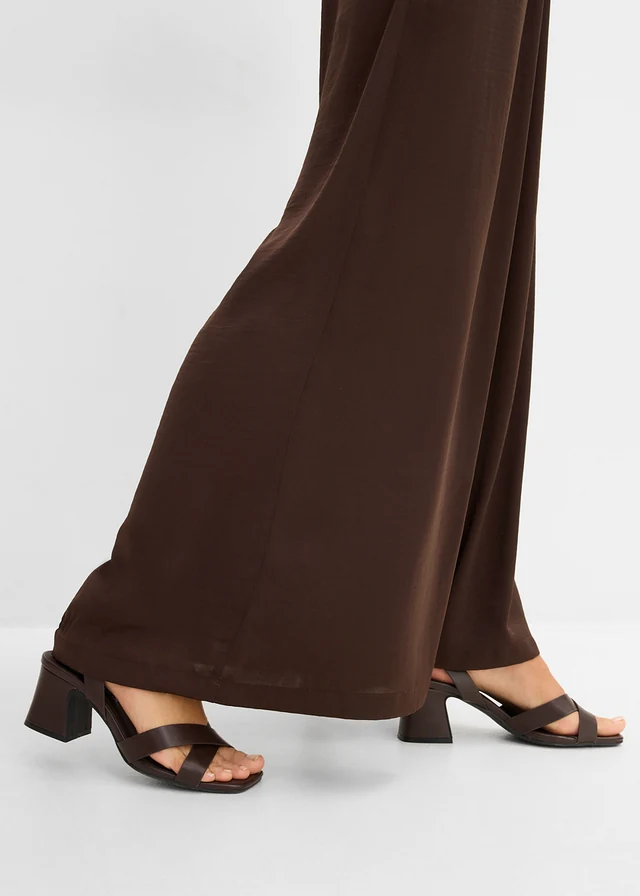 Pantaloni palazzo • maro închis • magazin bonprix