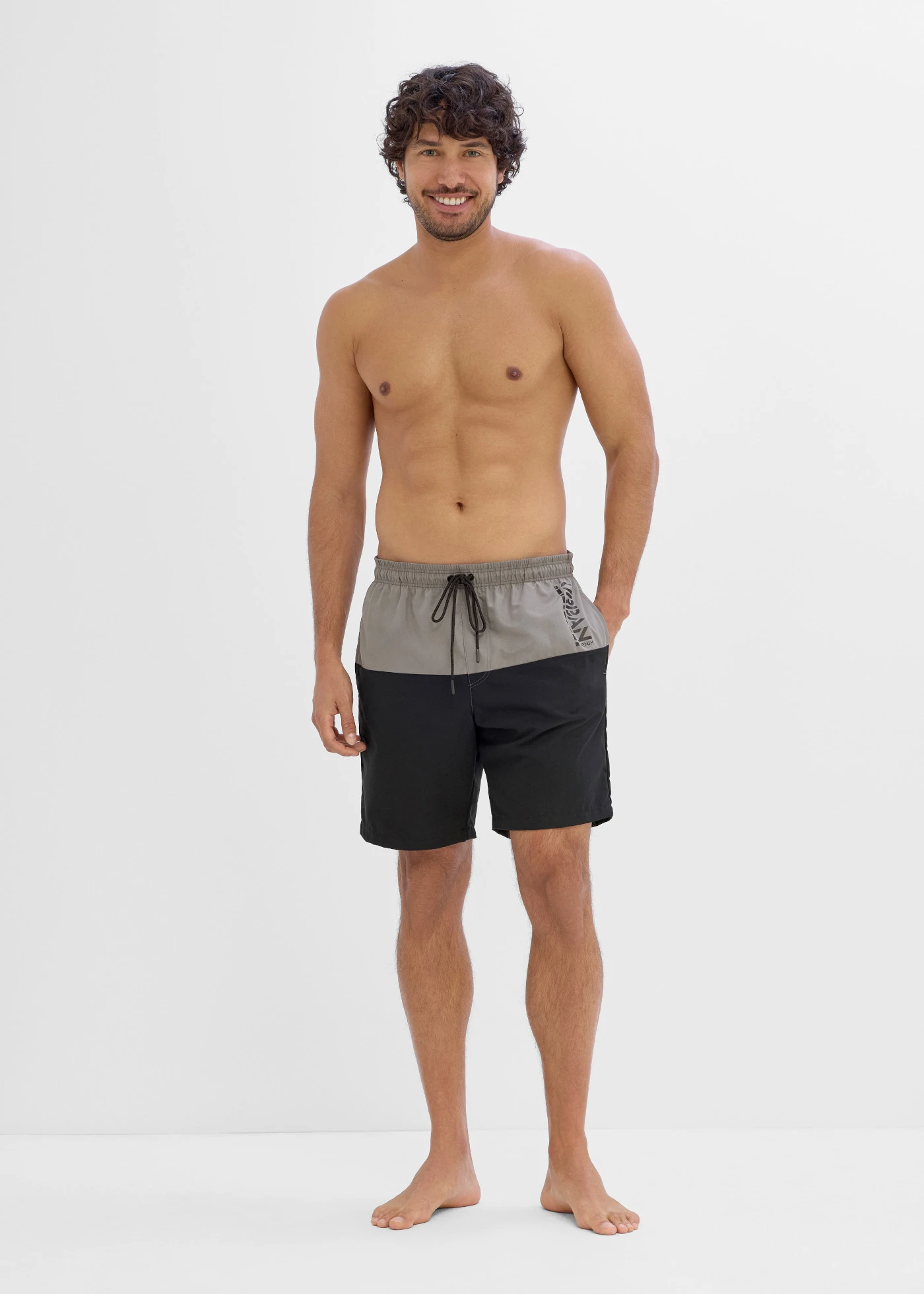 Zwemshort met colorblocking • rookgrijs/zwart • product-page.page-title-suffix