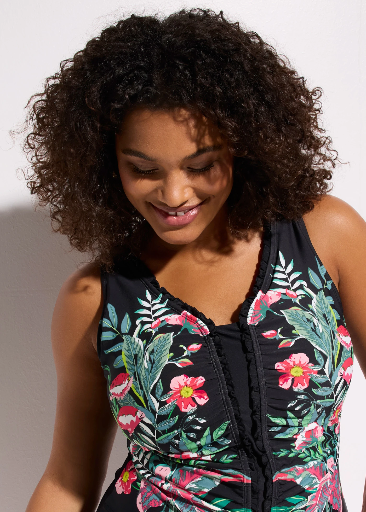 Corrigerend badpak, medium corrigerend • zwart plus size • product-page.page-title-suffix