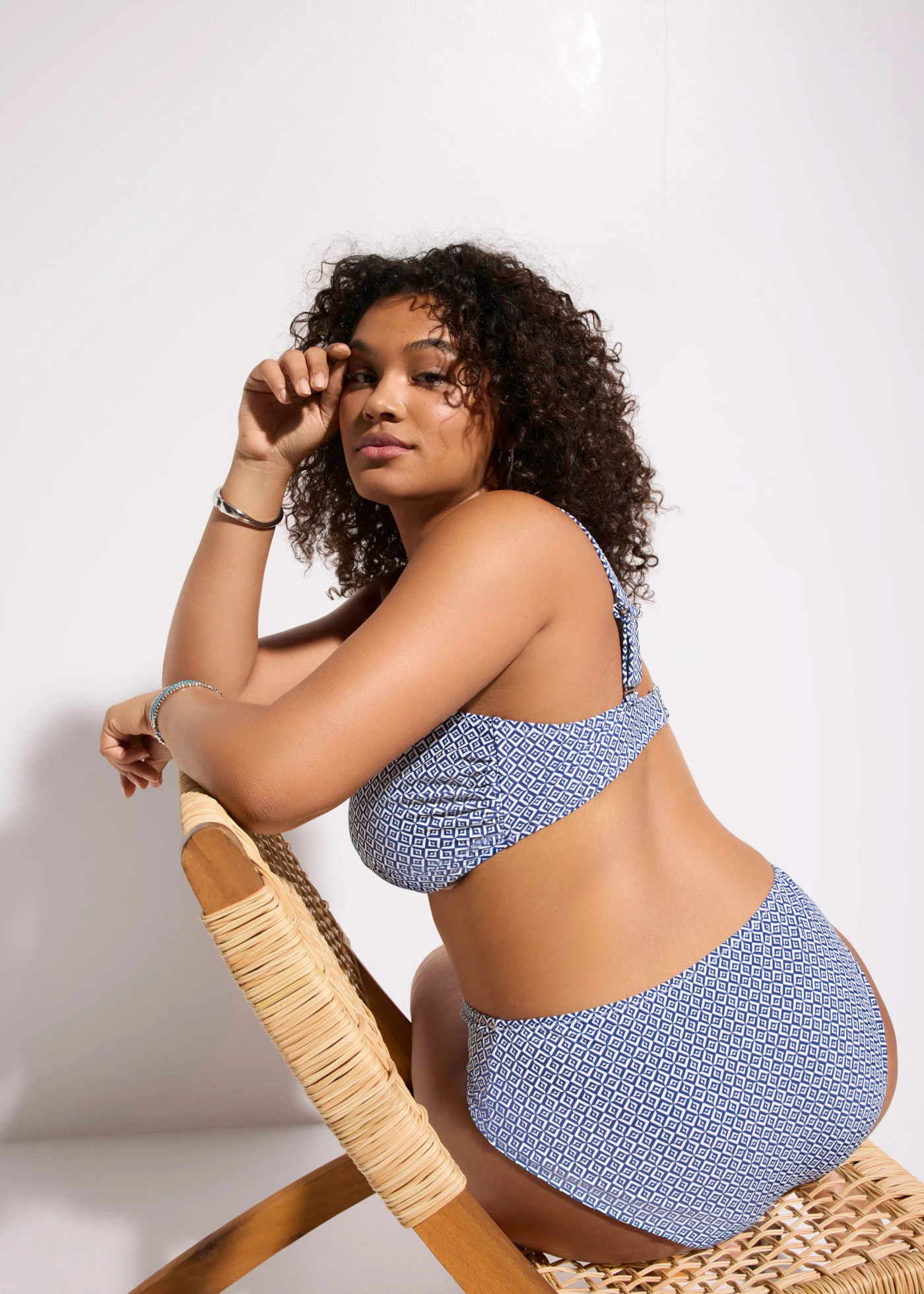 Bikini (2-dlg. set) • wit-blauw grafisch plus size • product-page.page-title-suffix