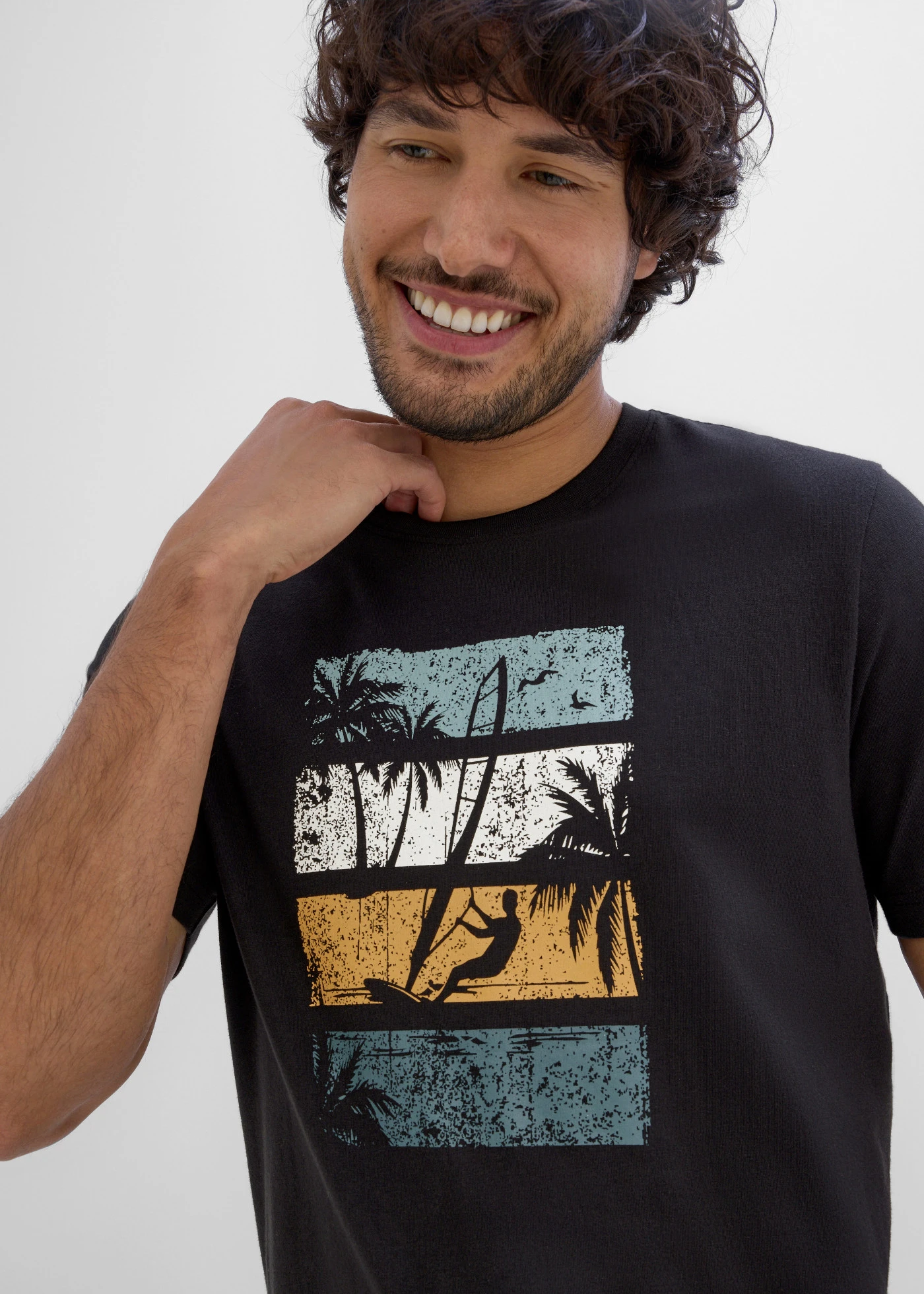 Póló tiszta bio-pamutból • fekete-mézsárga-borszöld mintás • bonprix áruház