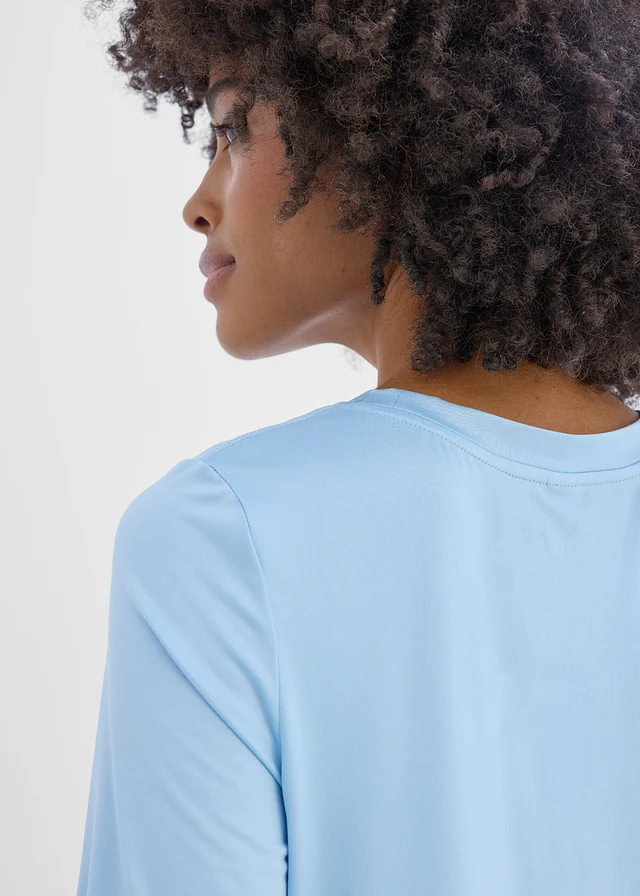 Lang sportshirt met mesh, sneldrogend • lichtblauw • product-page.page-title-suffix