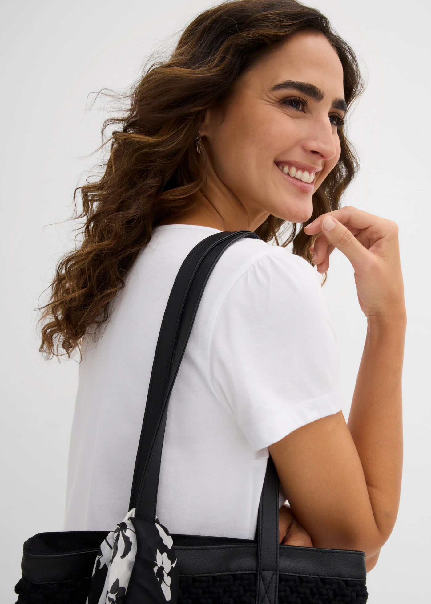 T-shirt coton et dentelle, manches courtes • blanc • Boutique bonprix