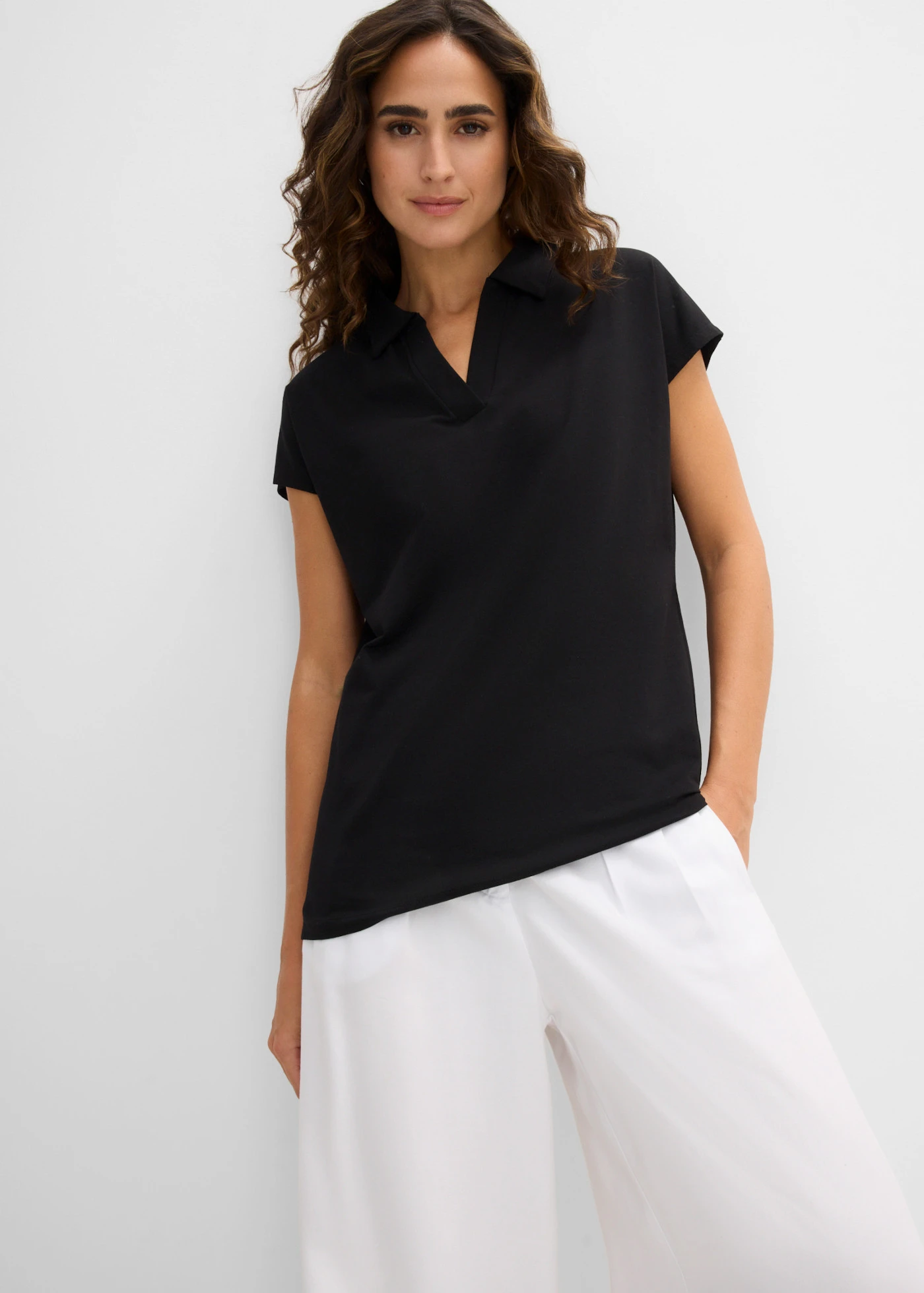 Shirt met een open polokraag • zwart • bonprix online shop