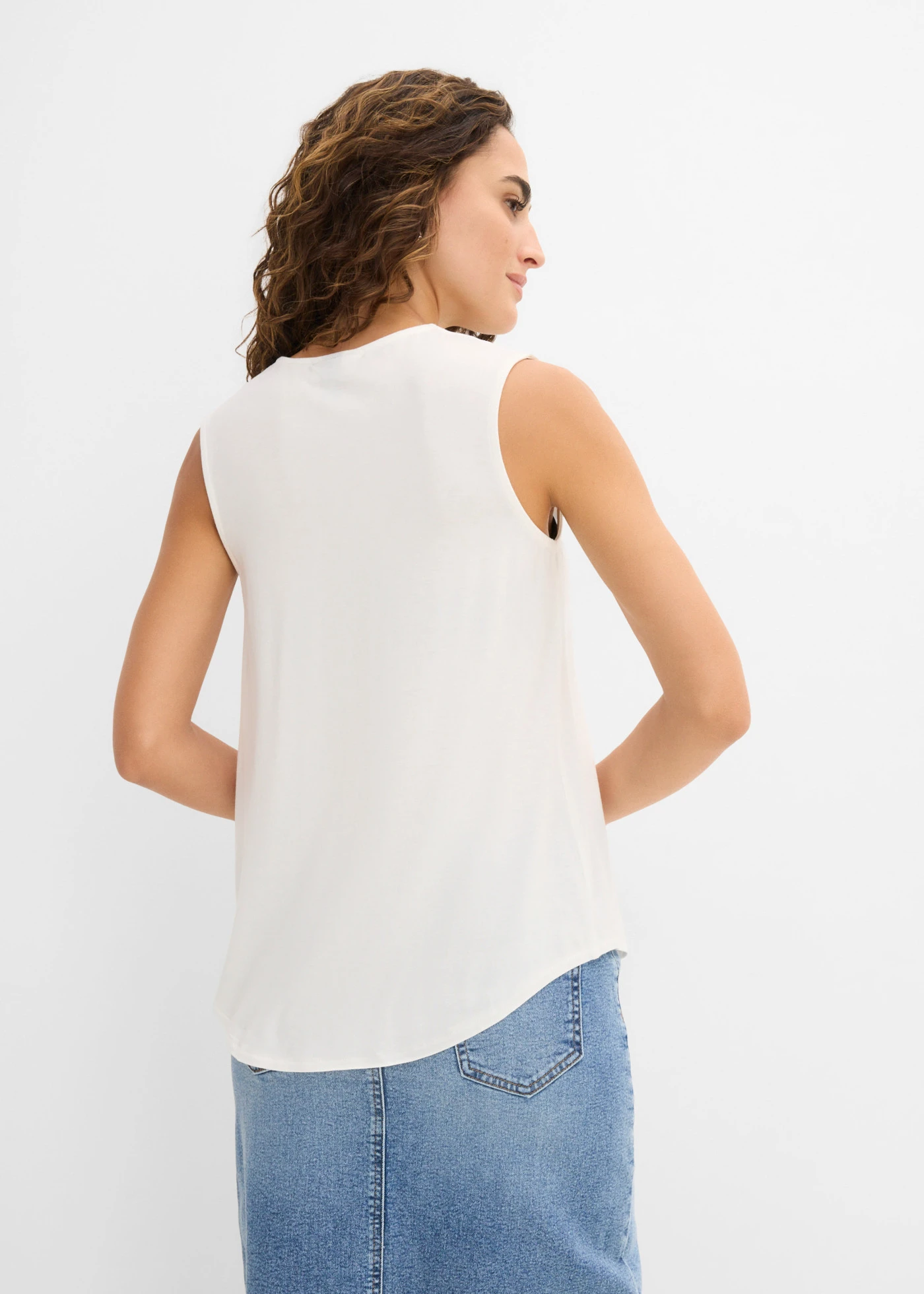 Top doux en jersey viscose • écru • Boutique bonprix
