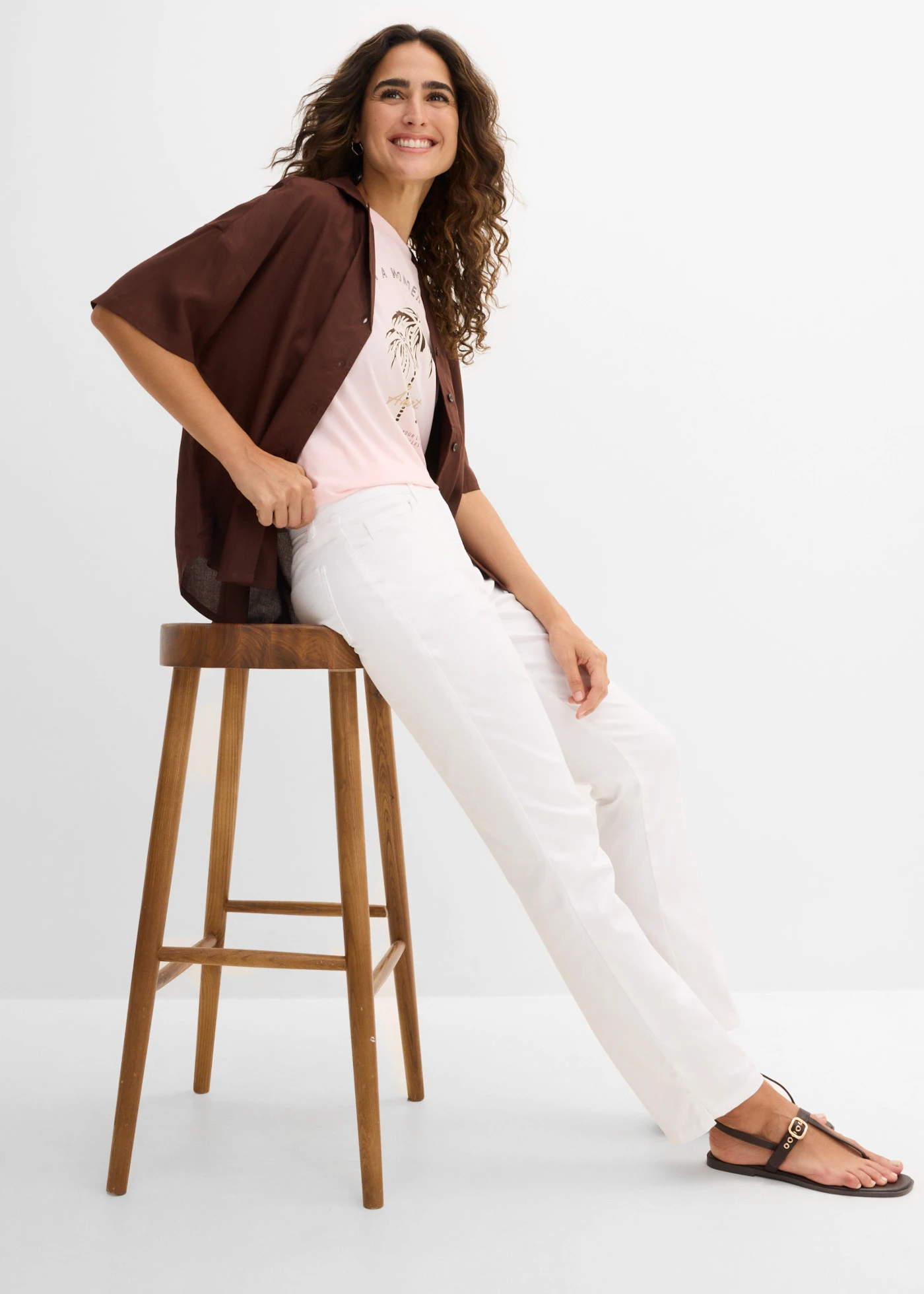 Stretch broek met rechte pijpen, mid waist • wit • bonprix online shop