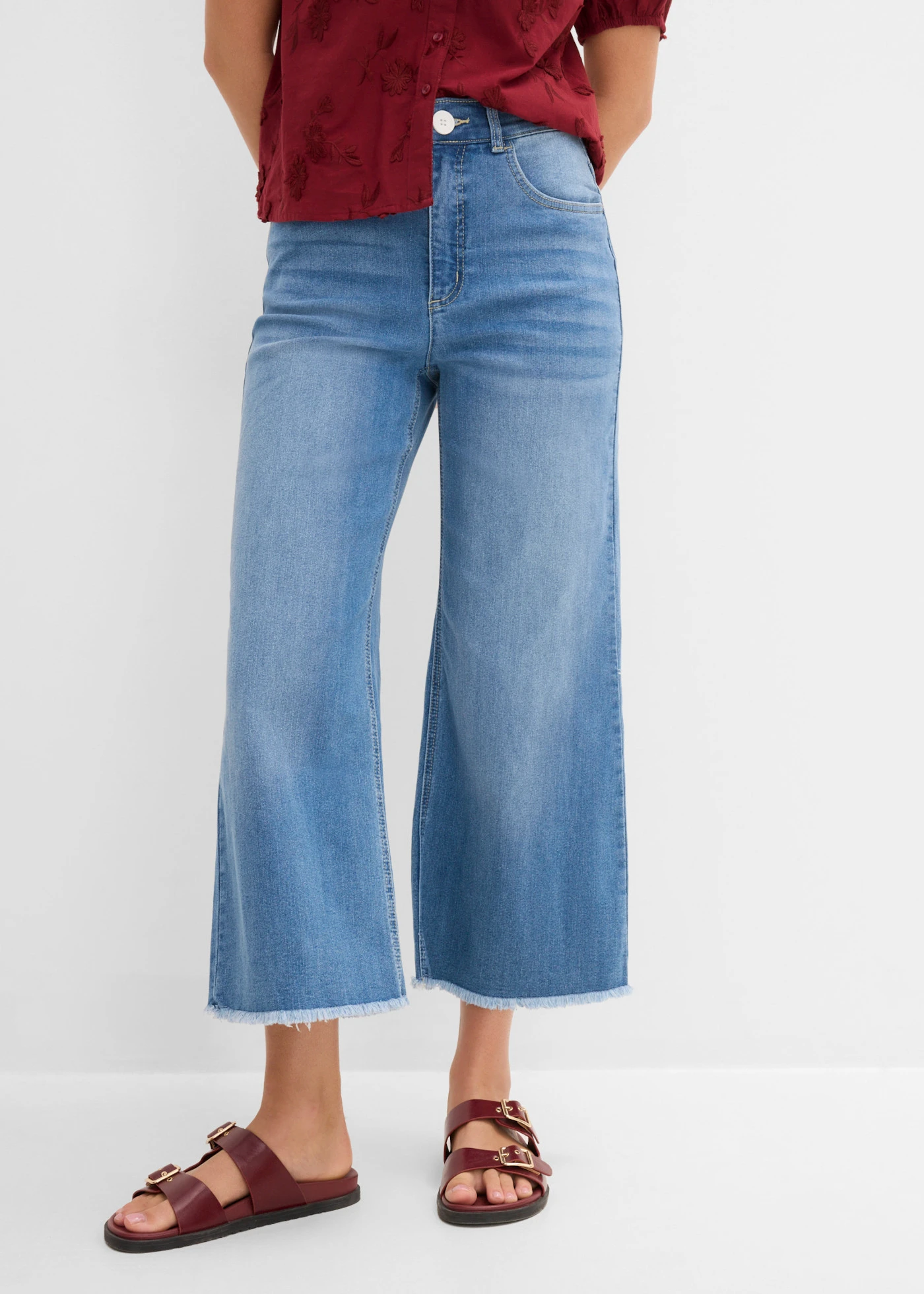 7/8 jeans, wide fit • lichtblauw denim used • bonprix online shop