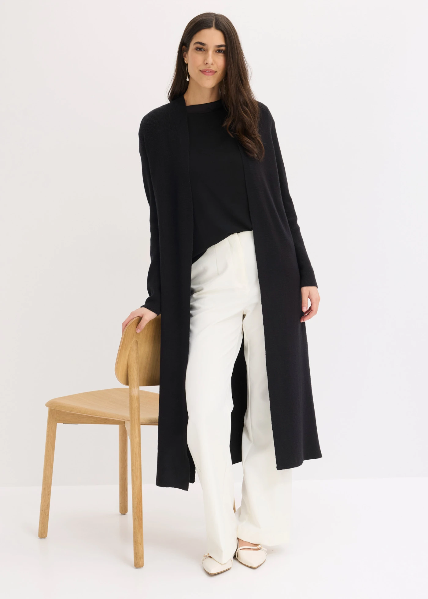 Dlouhý pletený kabátek s viskózou • černá • bonprix obchod