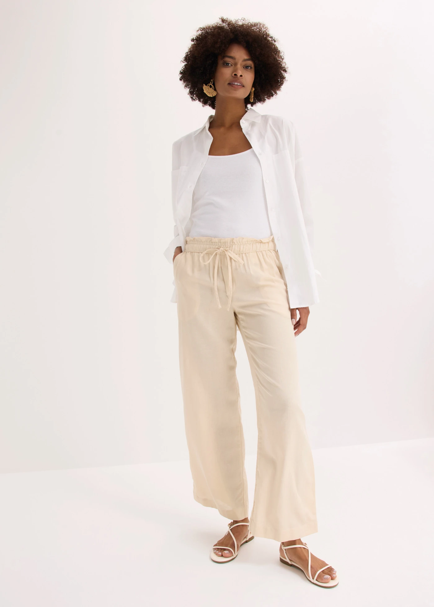 Pantalon palazzo en matière légère et aérienne • beige galet • Boutique bonprix