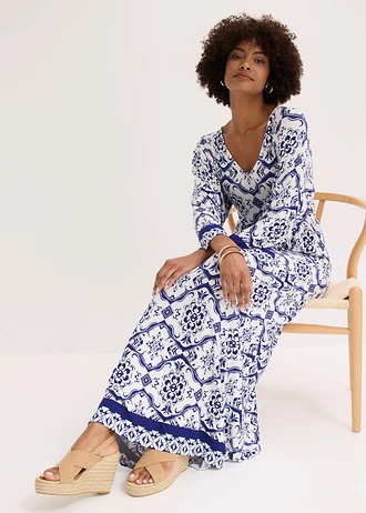 Robe longue et douce en jersey viscose • blanc/bleu imprimé • Boutique bonprix