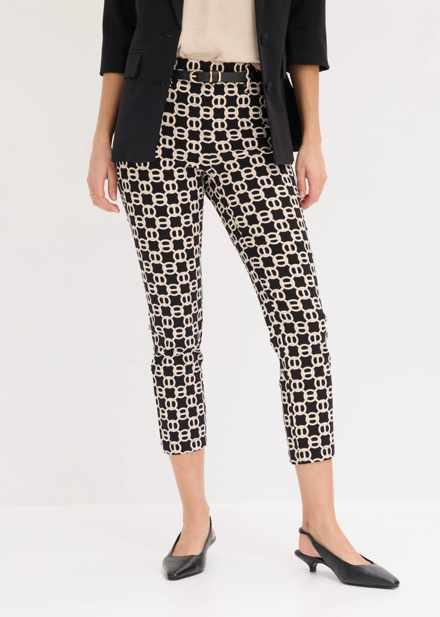 7/8 stretchbroek van bengaline • zwart-wolwit met grafische print • bonprix online shop