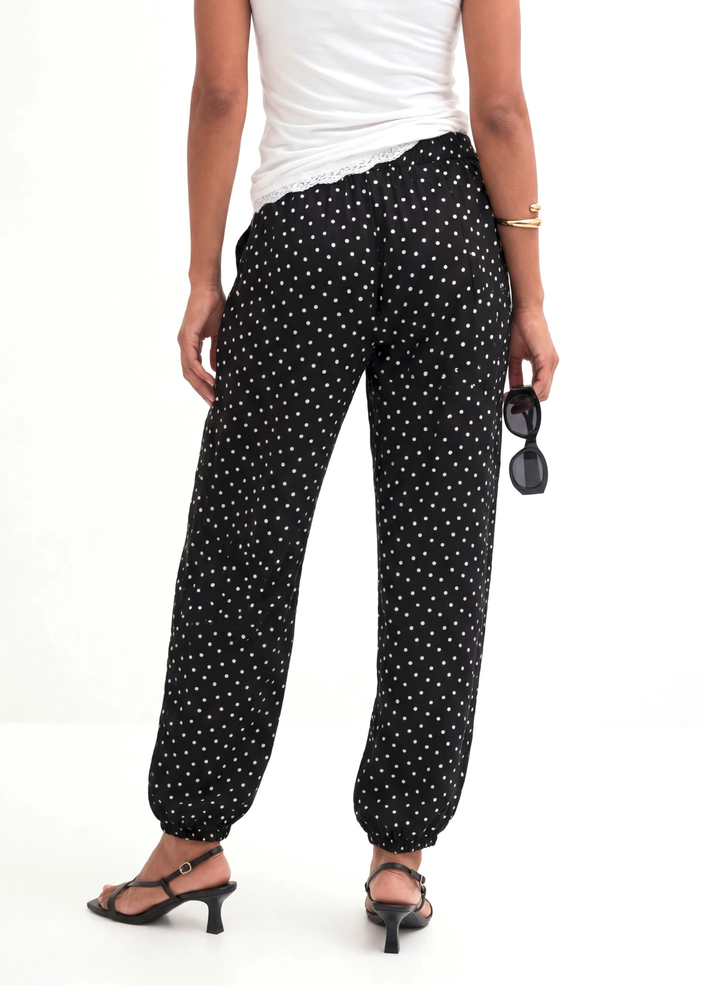 Pantalon ballon en viscose fluide • noir pois blanc • product-page.page-title-suffix