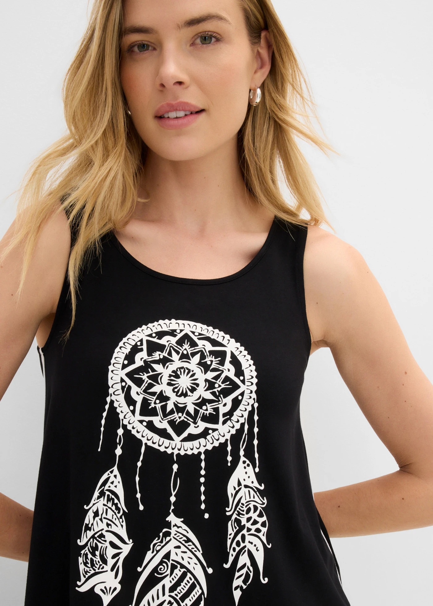 Top long imprimé • noir-blanc imprimé • Boutique bonprix