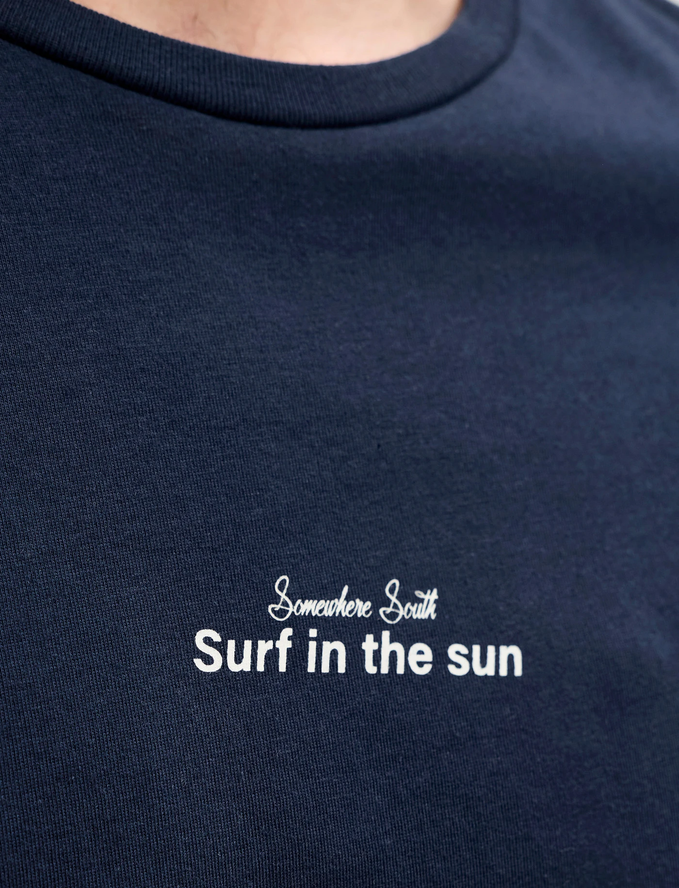JJ REBEL T-shirt van puur katoen • inktblauw met print • product-page.page-title-suffix