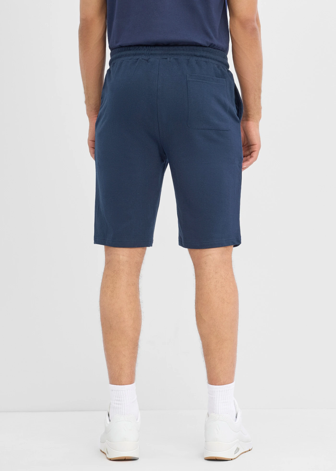 Pantaloni casual scurți din bumbac organic 100% • bleumarin cu imprimeu • magazin bonprix
