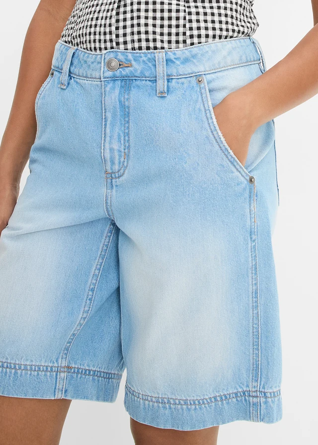 Bermudy ze średnim stanem, z lekkiego jeansu • jasnoniebieski denim "used" • sklep bonprix