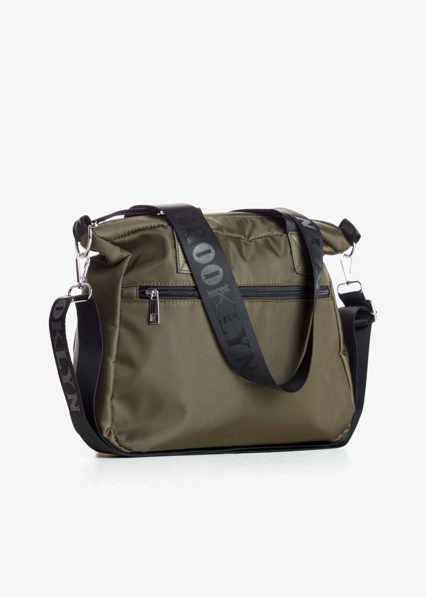 Sporttas met details in constrastkleur • olijfgroen • bonprix online shop