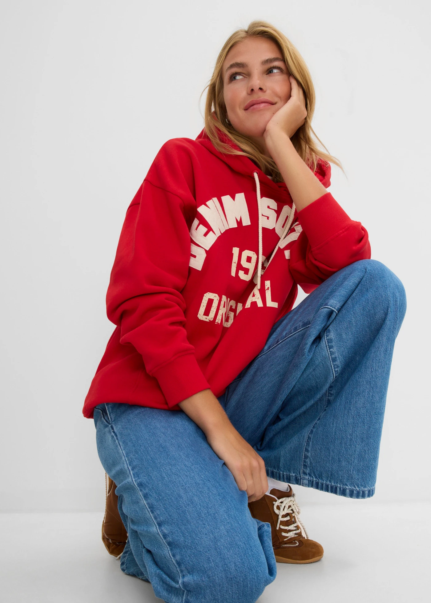 Oversized hoodie van puur katoen • salsarood-lichtsand met print • bonprix online shop