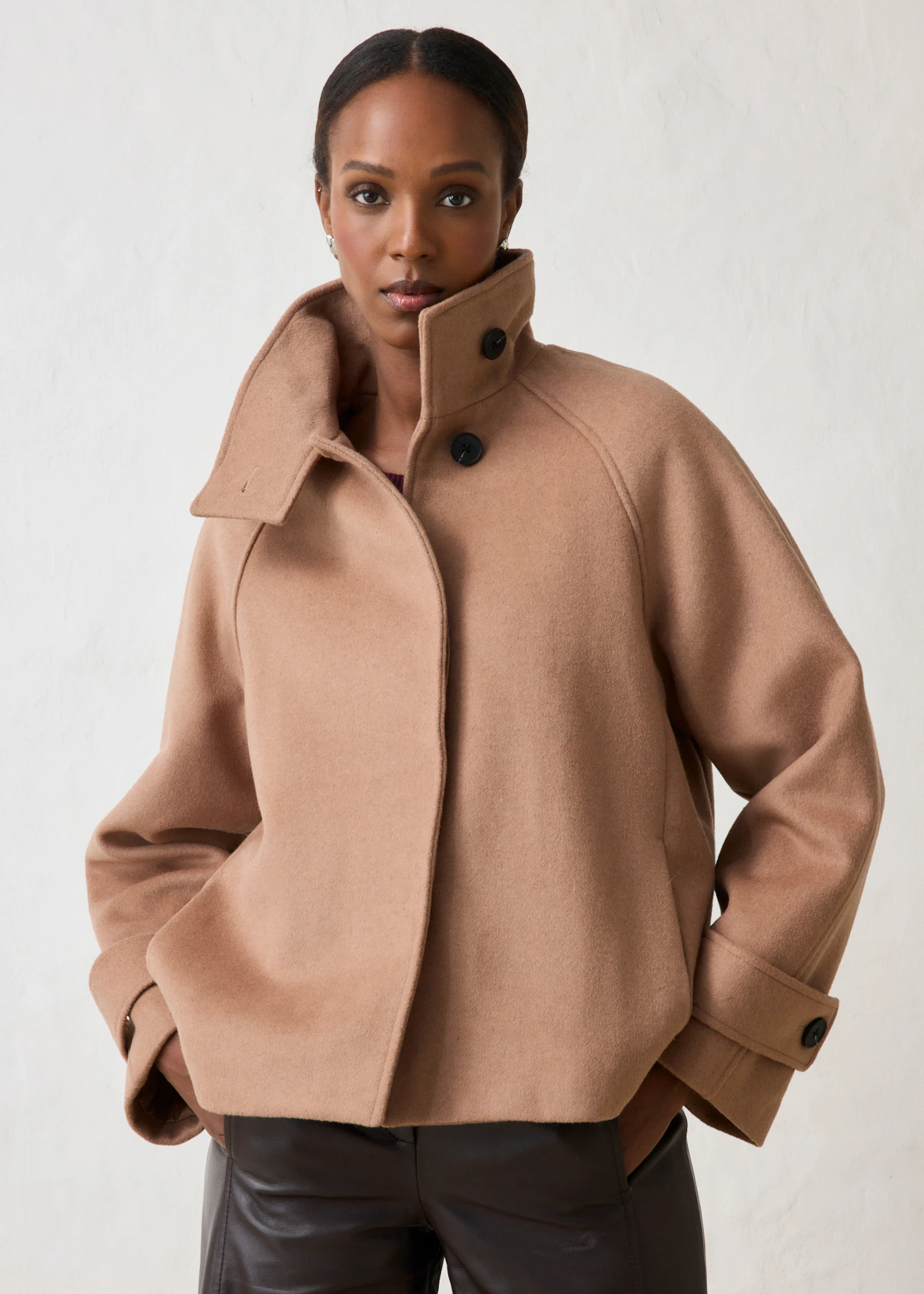 Geacă cu lână moale • maro/natur • magazin bonprix