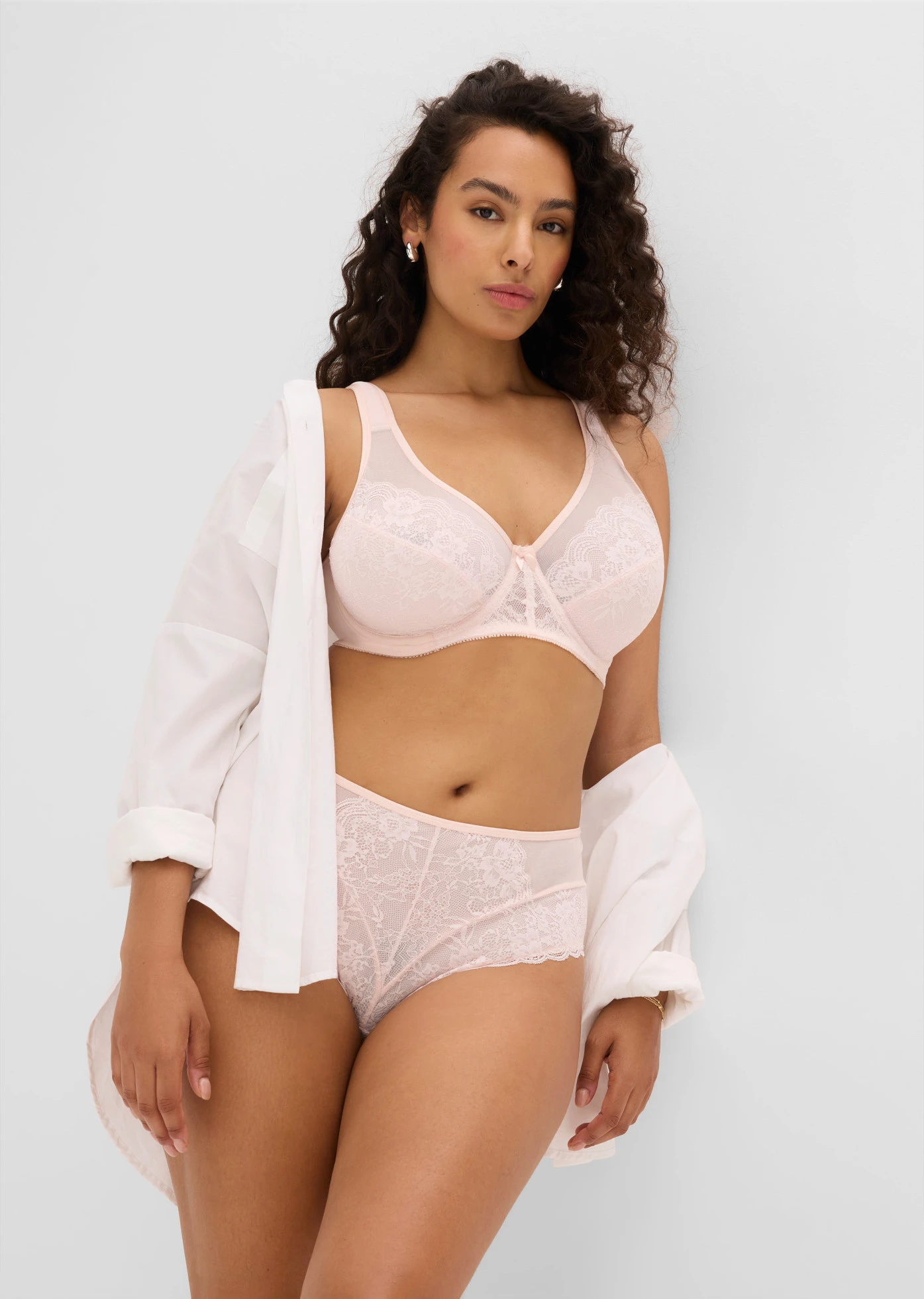 Maxislip met sierlijk kant (set van 2) • maritiemblauw+lichtroze • bonprix online shop