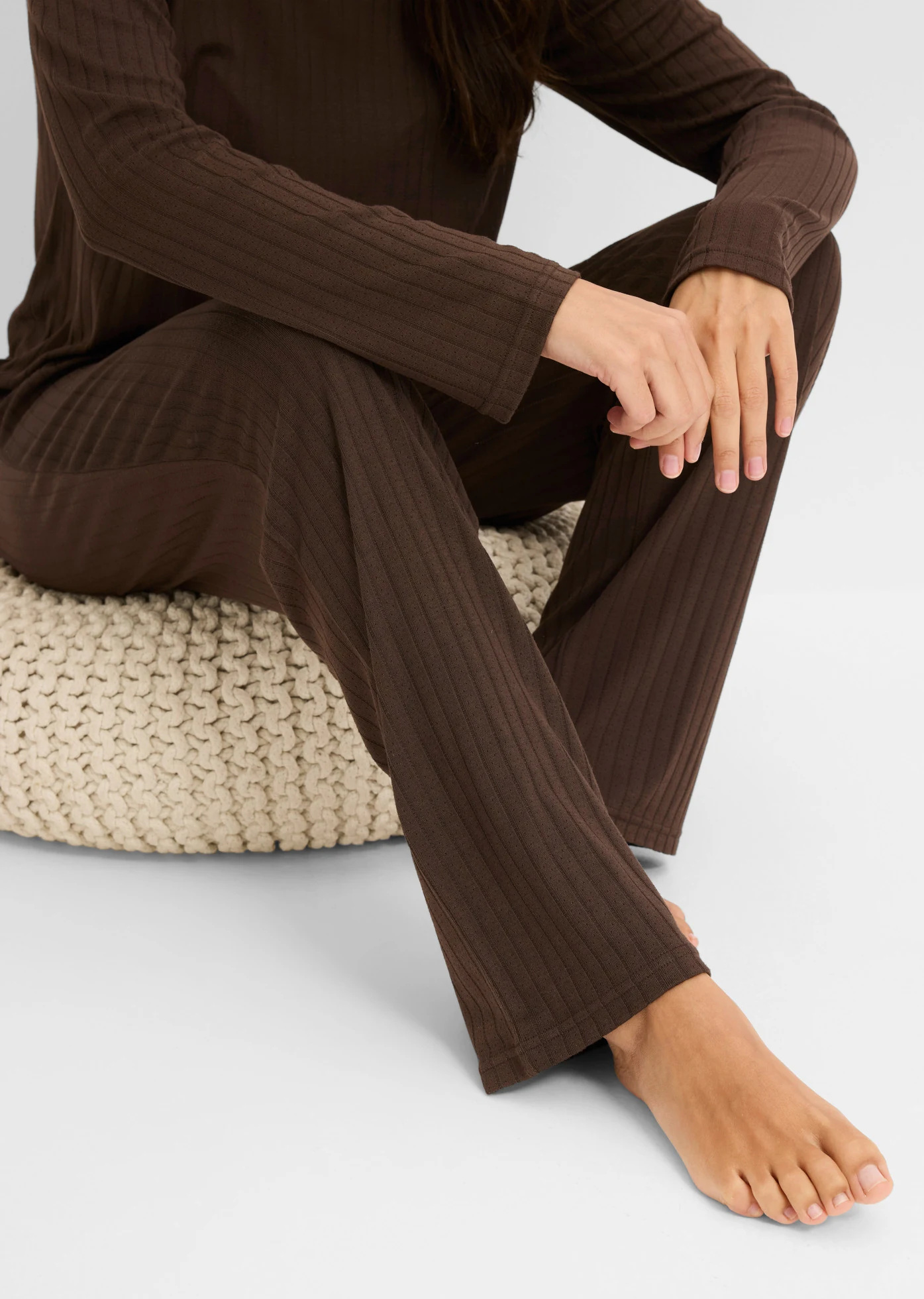 Pyjama van zachte pointelle jersey • donkerbruin • bonprix online shop