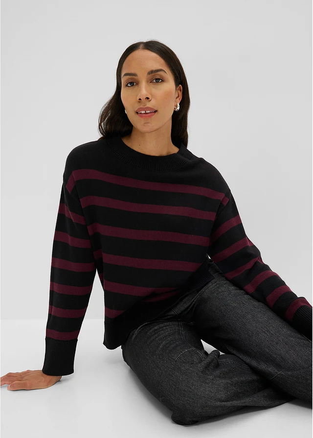 Bő pulóver pamut-keverékből • fekete-borvörös csíkos • bonprix áruház