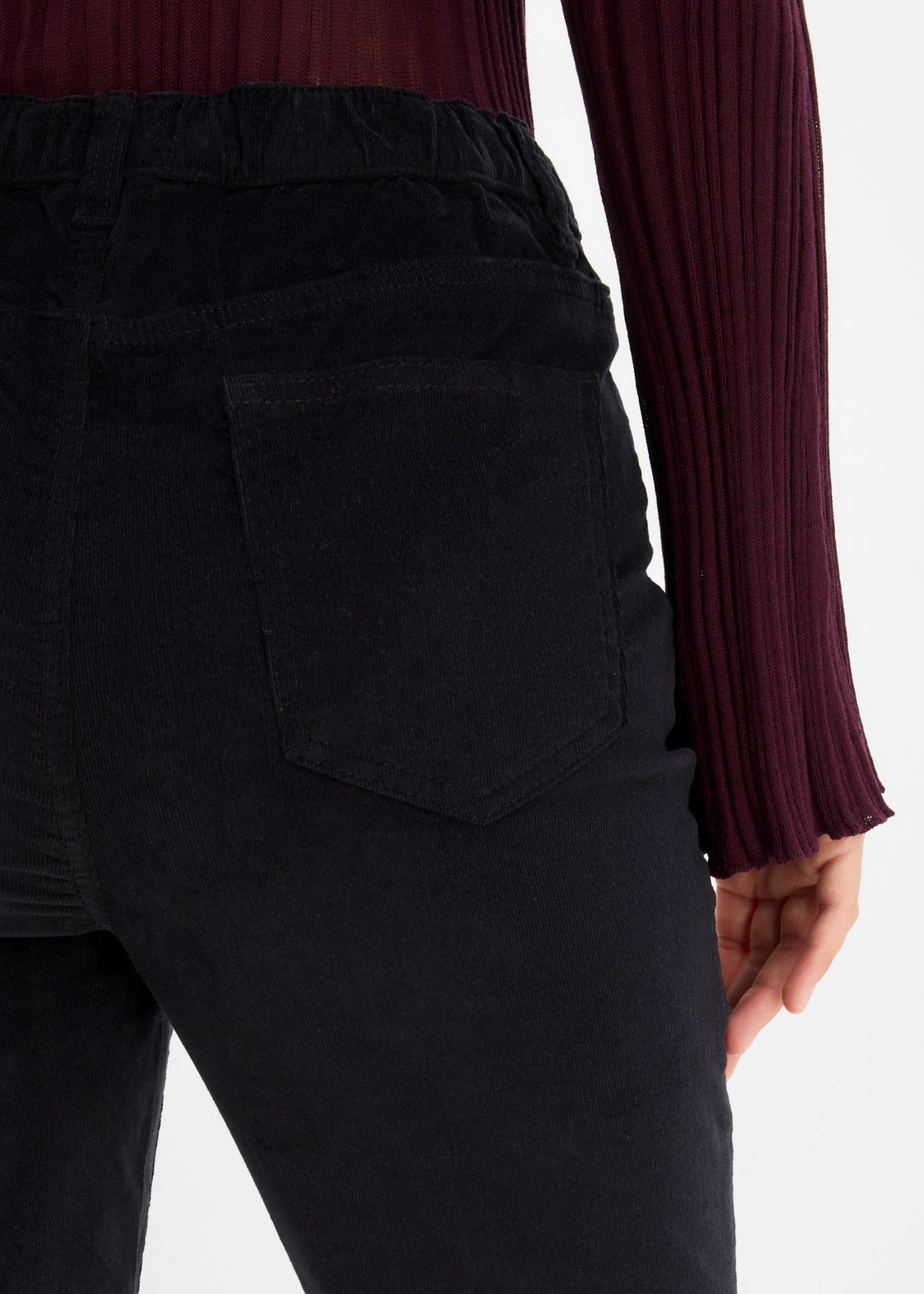 Bootcut corduroybroek van een katoenmix • zwart • bonprix online shop