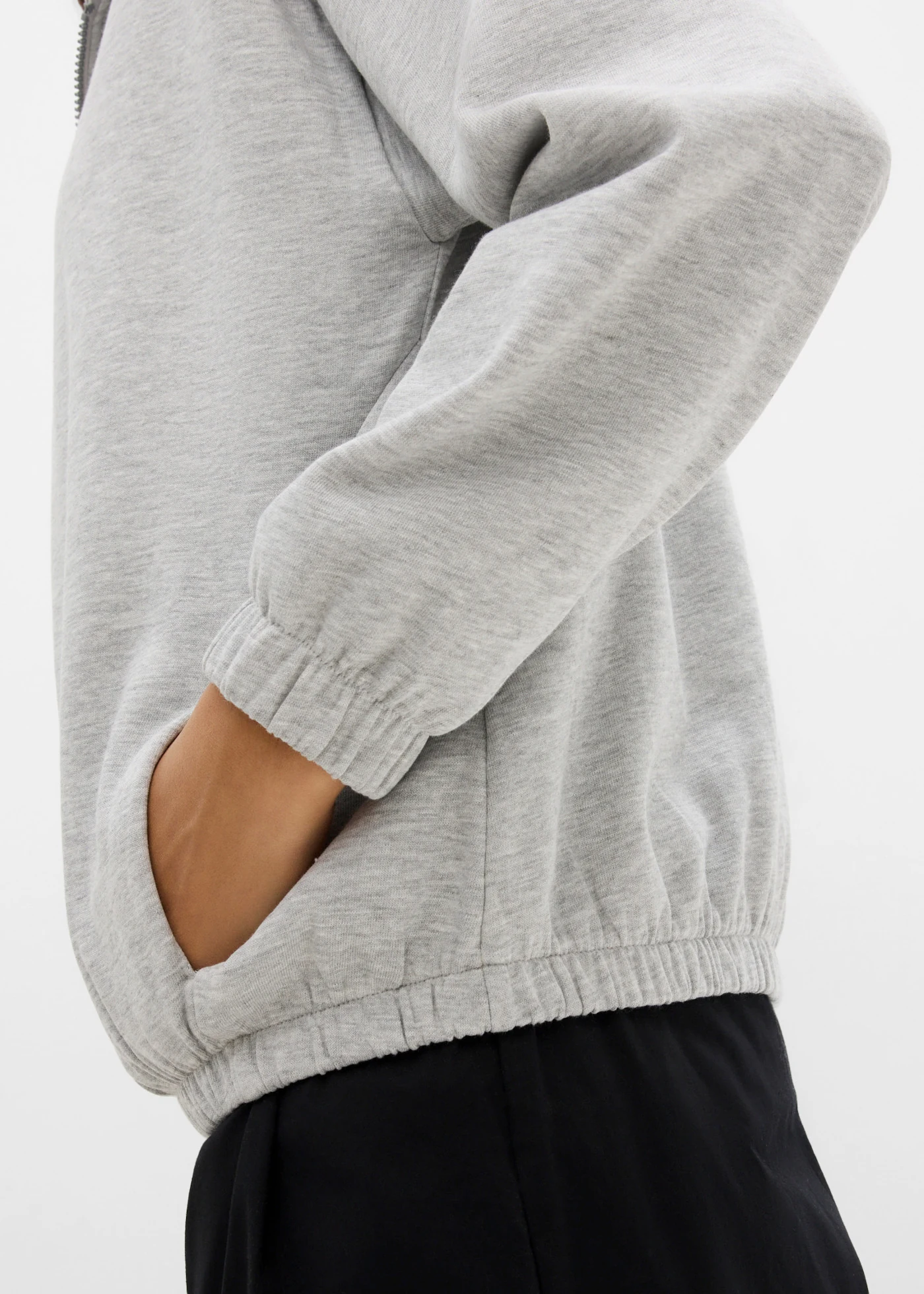 Sweatvest met capuchon van een mix van biologisch katoen • lichtgrijs gemêleerd • bonprix online shop