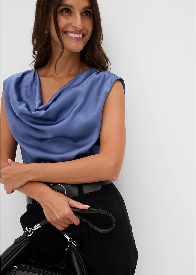 Blousetop van soepel satijn • blauw • bonprix online shop