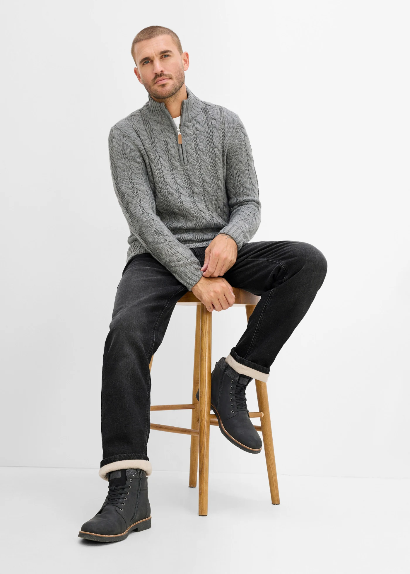 Relaxed Fit thermo farmer kényelmes derékpánttal, Straight • fekete denim • bonprix áruház