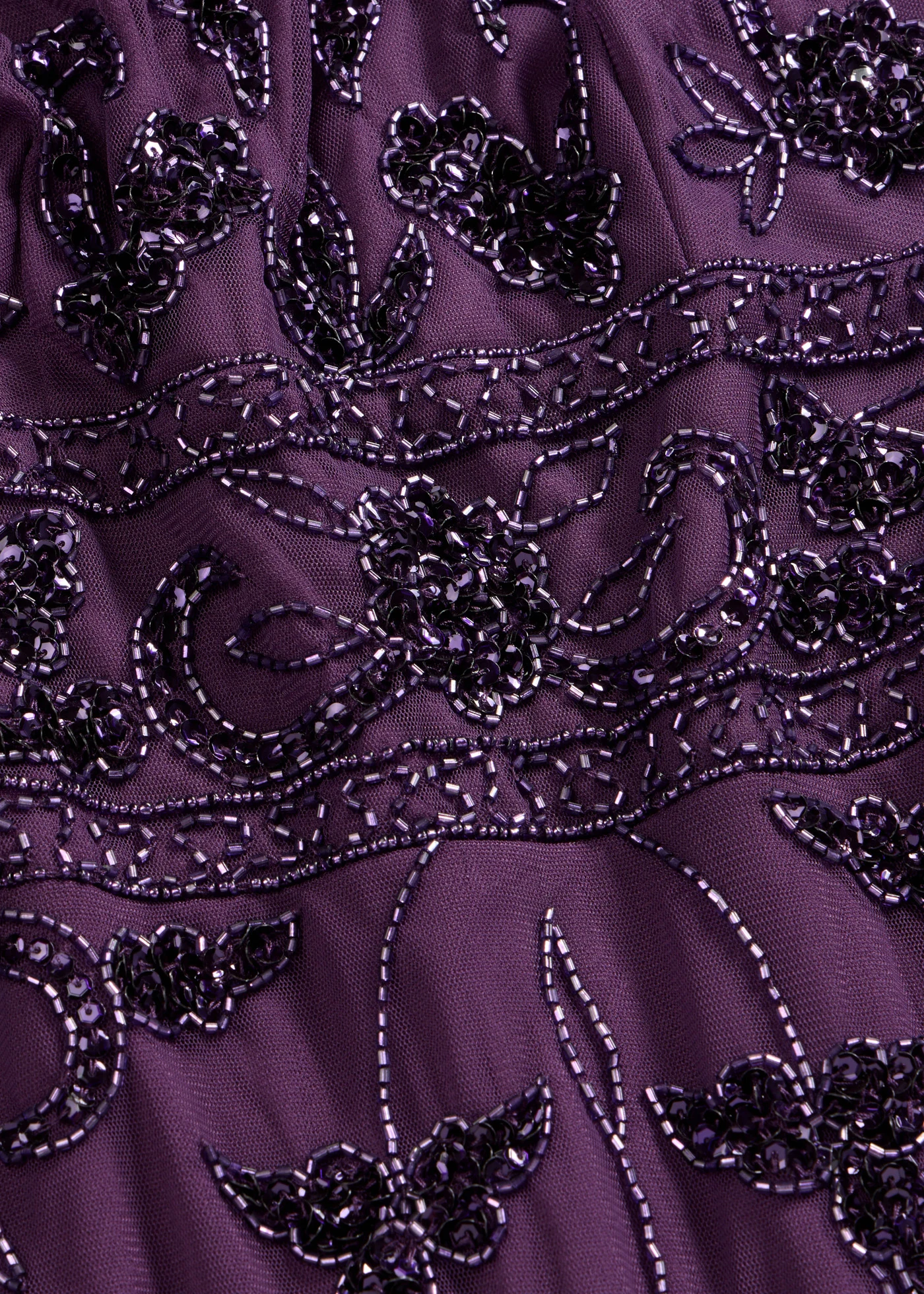 Robe de soirée avec broderies de sequins • violet foncé • Boutique bonprix