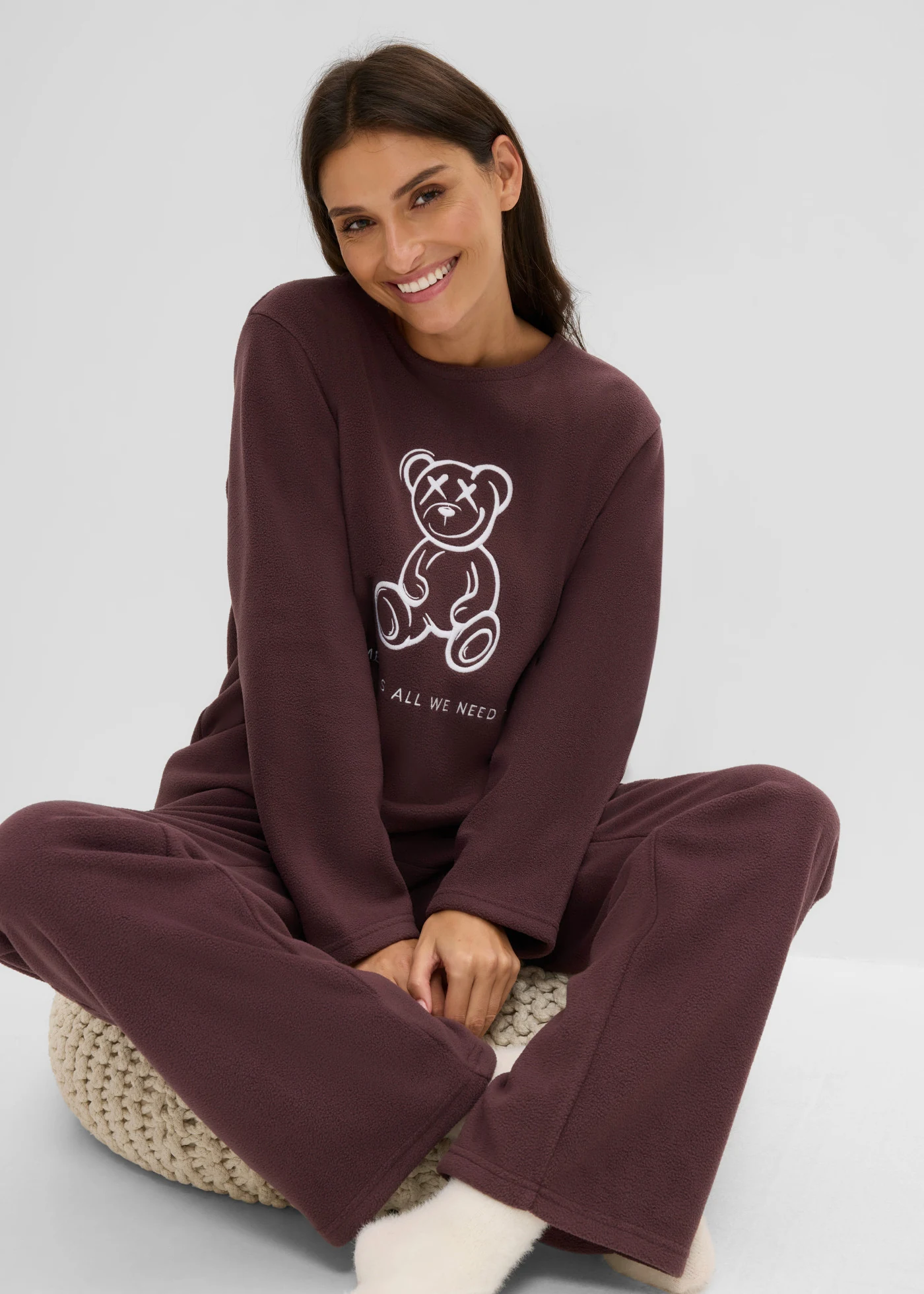 Vêtement d’intérieur en polaire • marron chocolat • Boutique bonprix