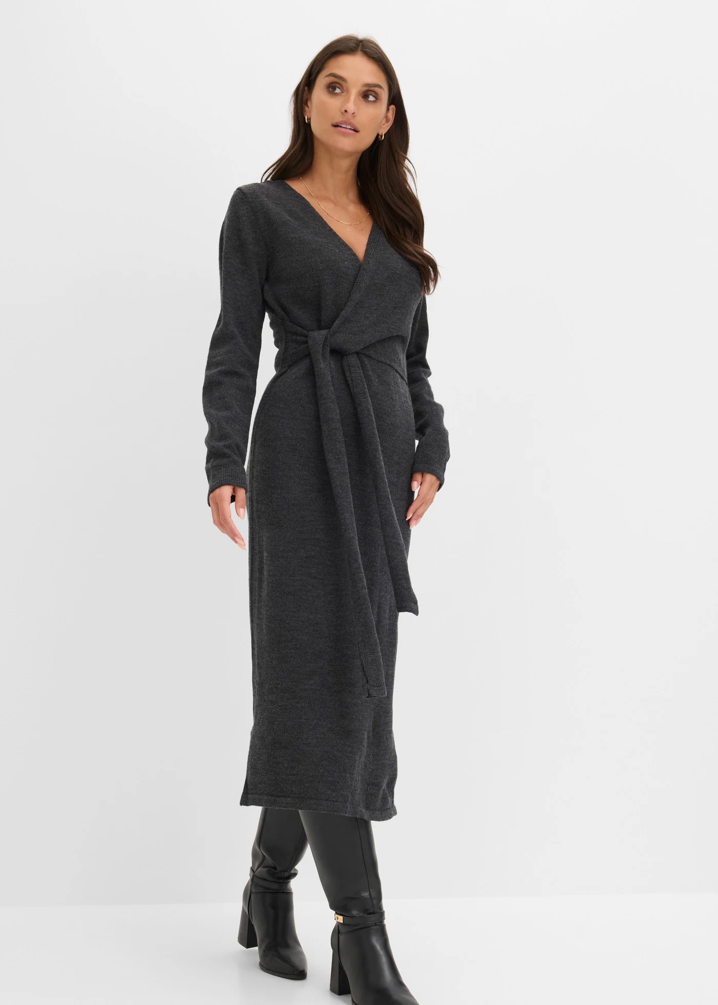 Robe midi en maille • anthracite chiné • Boutique bonprix